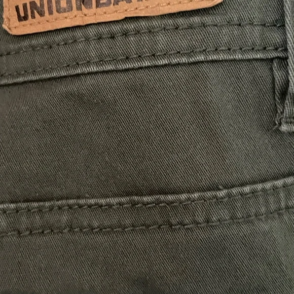 UNIONBAY Women's Straight Leg Jeans in Army Green - Picture 5 of 8